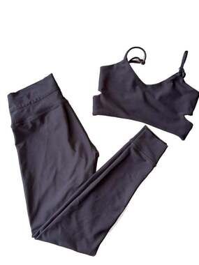925 Fit Activewear Set Crossover Yoga Leggings and Strappy Cut-out Sports Bra